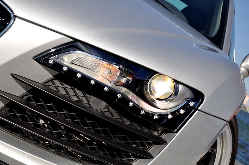 アウディ R8 中古車