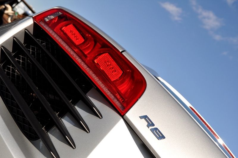 アウディ R8 中古車