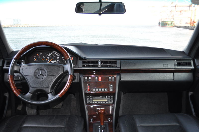 AMG Eクラス 中古車