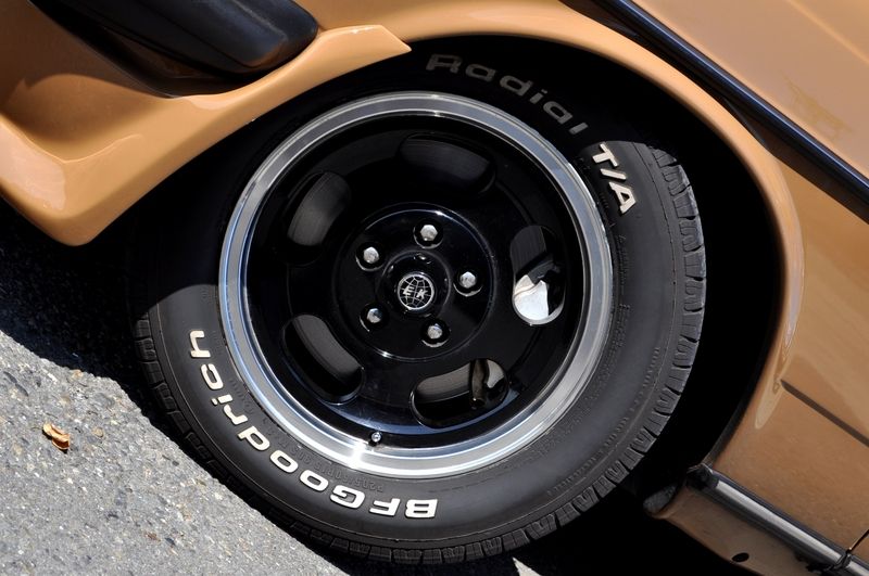 メルセデスベンツ Eクラス(ミディアム) 中古車