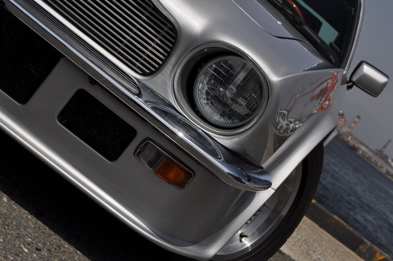 アストンマーティン V8 中古車