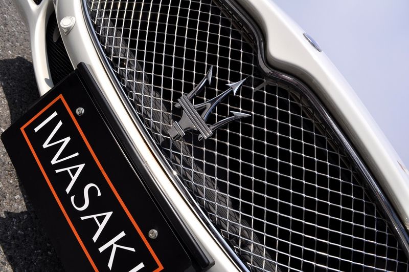 マセラティ クアトロポルテ 中古車