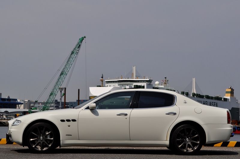 マセラティ クアトロポルテ 中古車