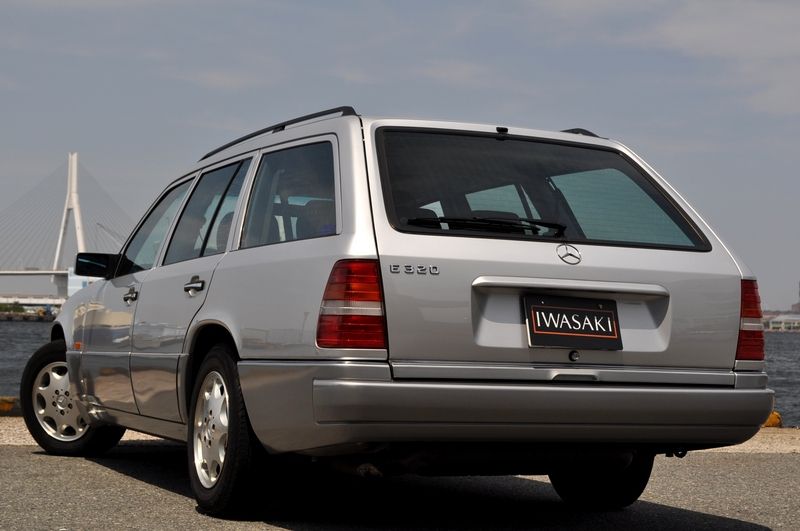 メルセデスベンツ Eクラス 中古車