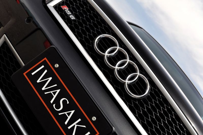 アウディ RS6 中古車