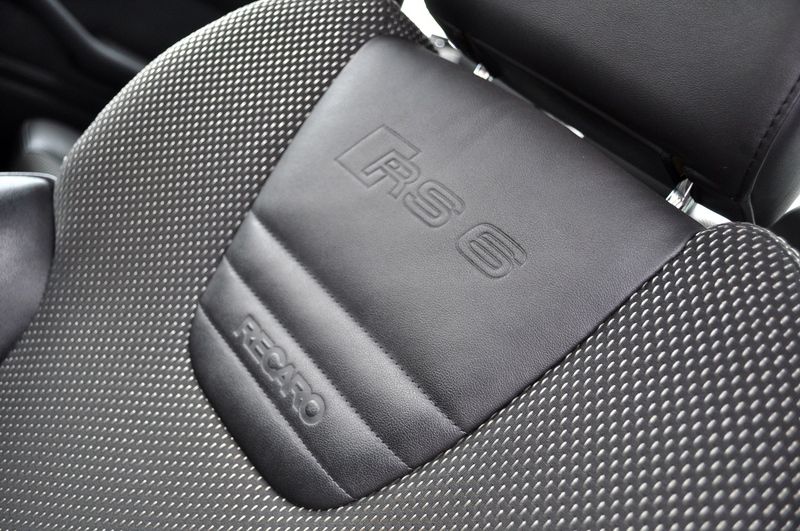 アウディ RS6 中古車