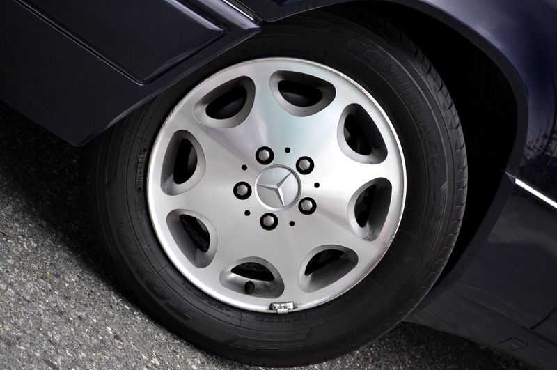 メルセデスベンツ Eクラス 中古車