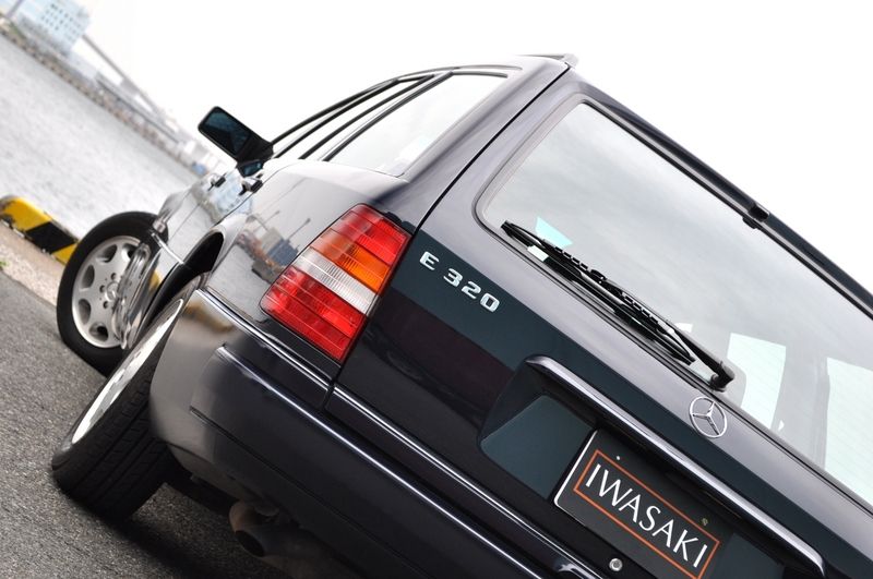 メルセデスベンツ Eクラス 中古車