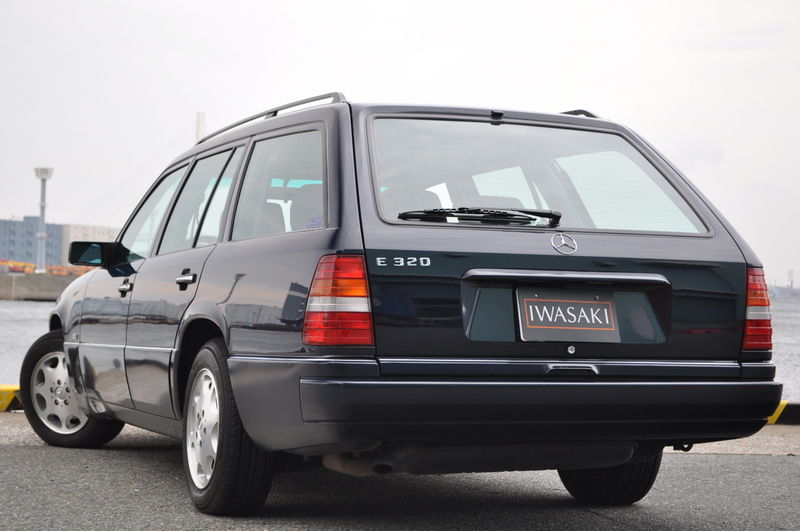 メルセデスベンツ Eクラス 中古車