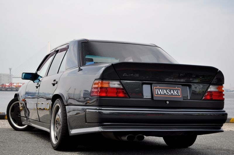 AMG Eクラス(ミディアム) 中古車
