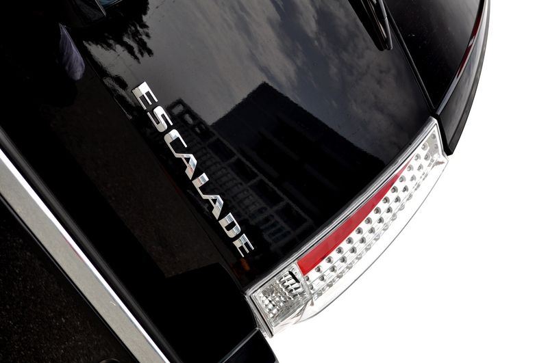 キャデラック エスカレード 中古車