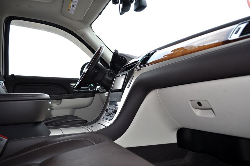 キャデラック エスカレード 中古車