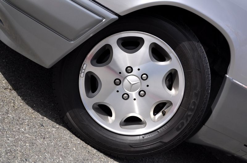 メルセデスベンツ Eクラス 中古車