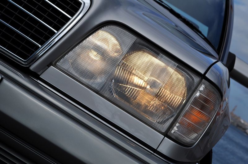 メルセデスベンツ Eクラス 中古車