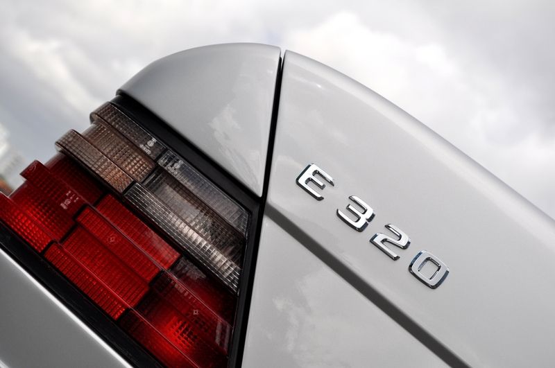 メルセデスベンツ Eクラス 中古車