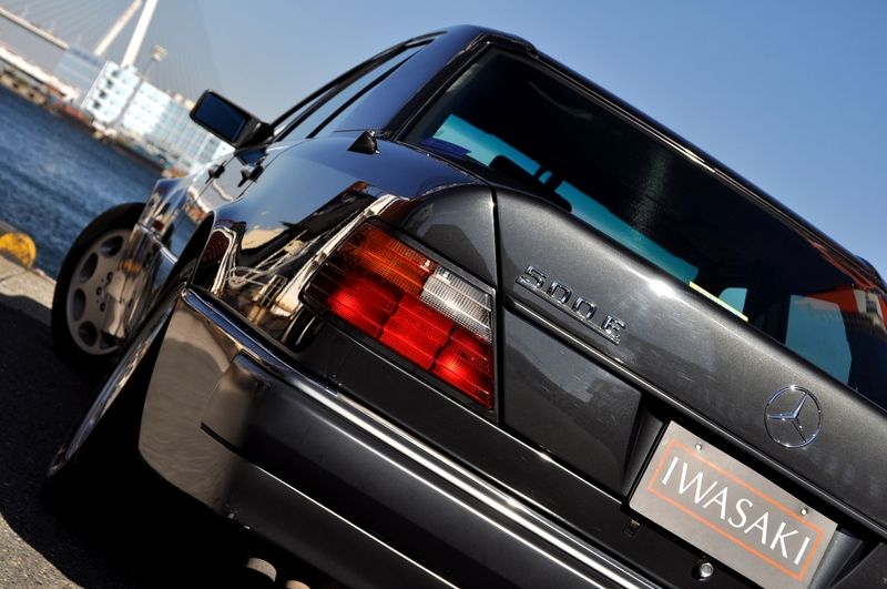 メルセデスベンツ Eクラス(ミディアム) 中古車