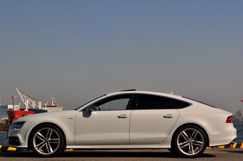 アウディ S7 中古車