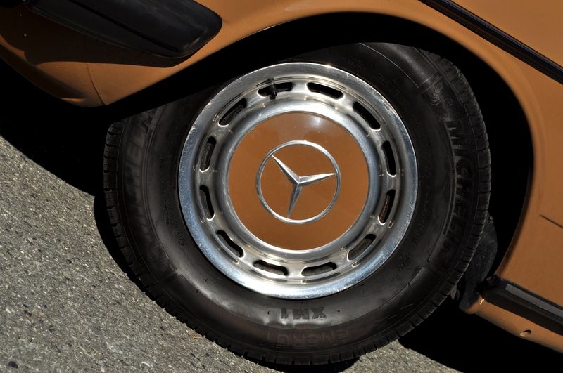 メルセデスベンツ Eクラス(ミディアム) 中古車