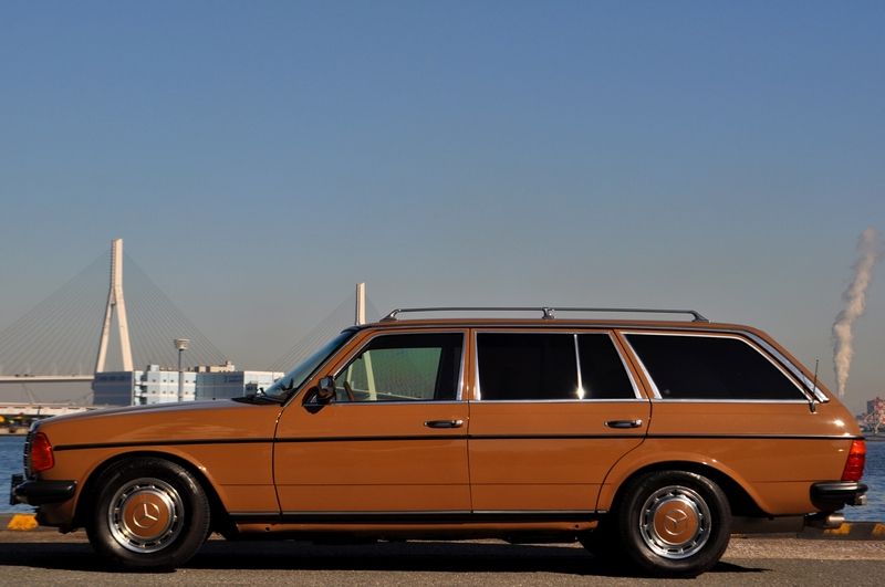 メルセデスベンツ Eクラス(ミディアム) 中古車