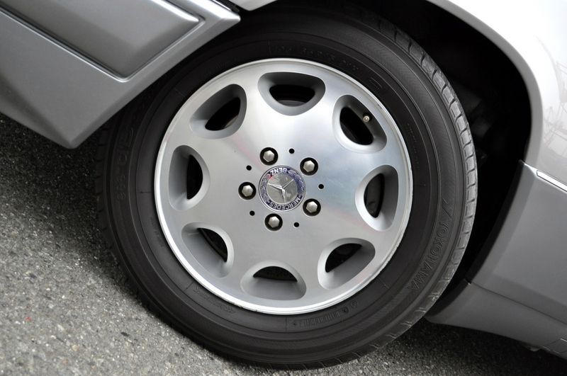 メルセデスベンツ Eクラス 中古車