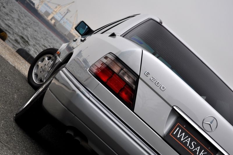 メルセデスベンツ Eクラス 中古車