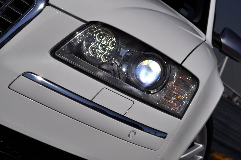 アウディ S8 中古車