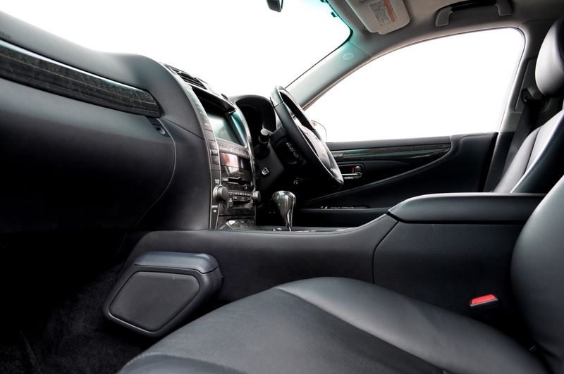 レクサス LSハイブリッド 中古車