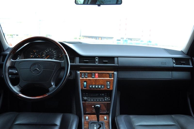 AMG Eクラス 中古車