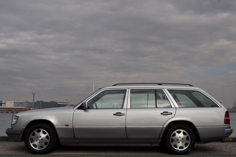 メルセデスベンツ Eクラス 中古車