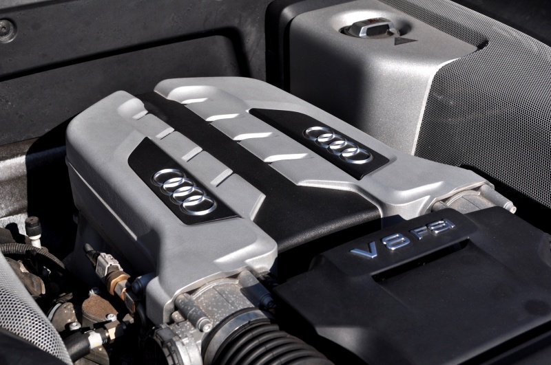 アウディ R8 中古車