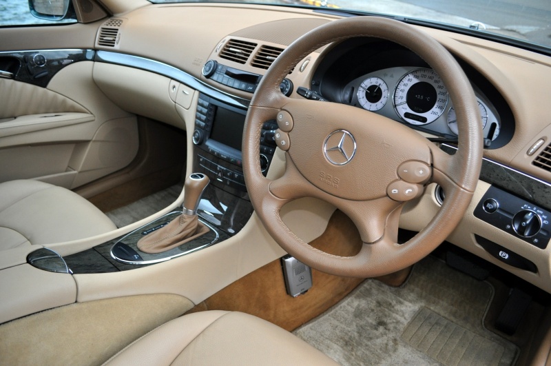 メルセデスベンツ Eクラス 中古車