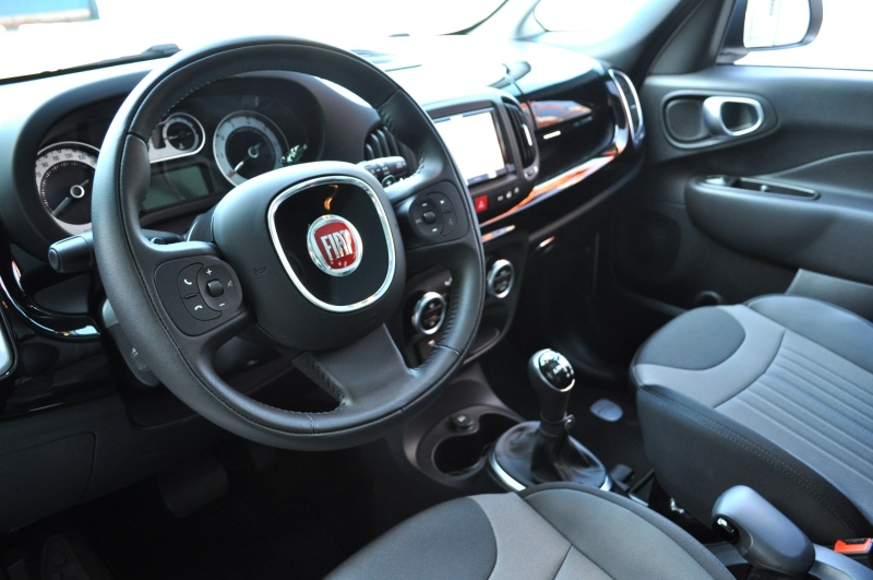 フィアット 500L 中古車