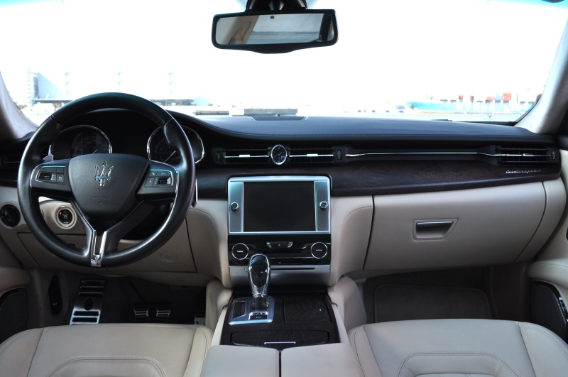 マセラティ クアトロポルテ 中古車