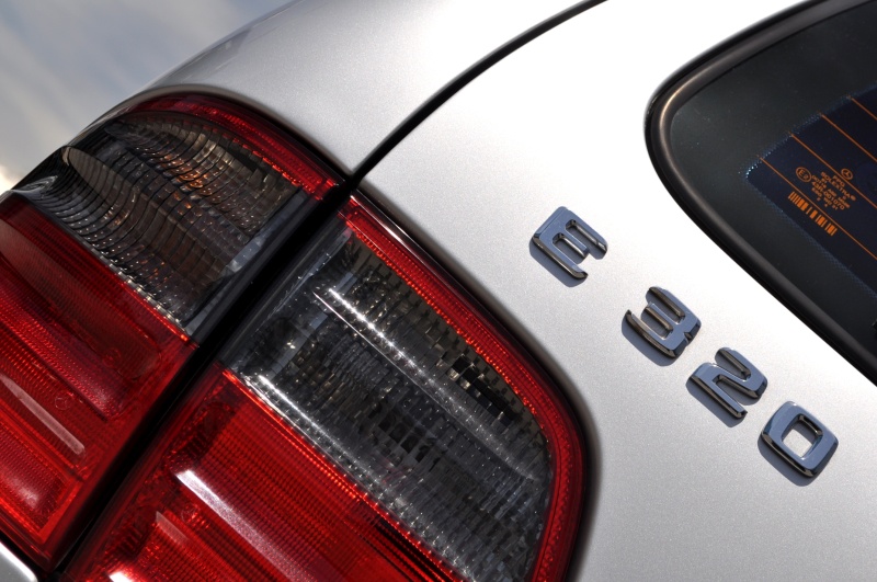 メルセデスベンツ Eクラス 中古車