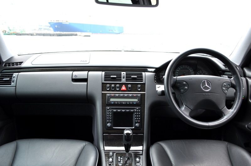 メルセデスベンツ Eクラス 中古車