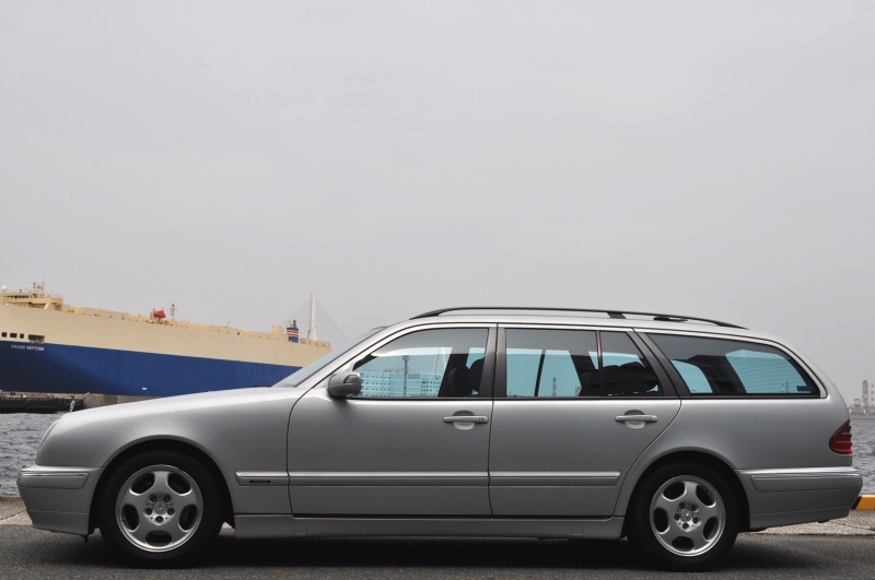メルセデスベンツ Eクラス 中古車