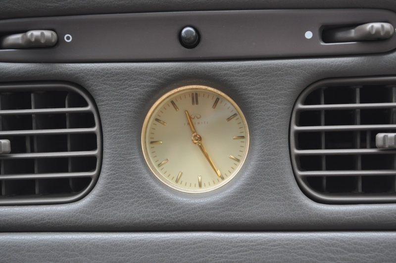 インフィニティ Q 中古車