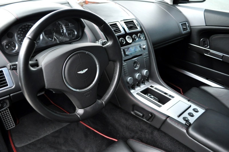 アストンマーティン DB9 中古車