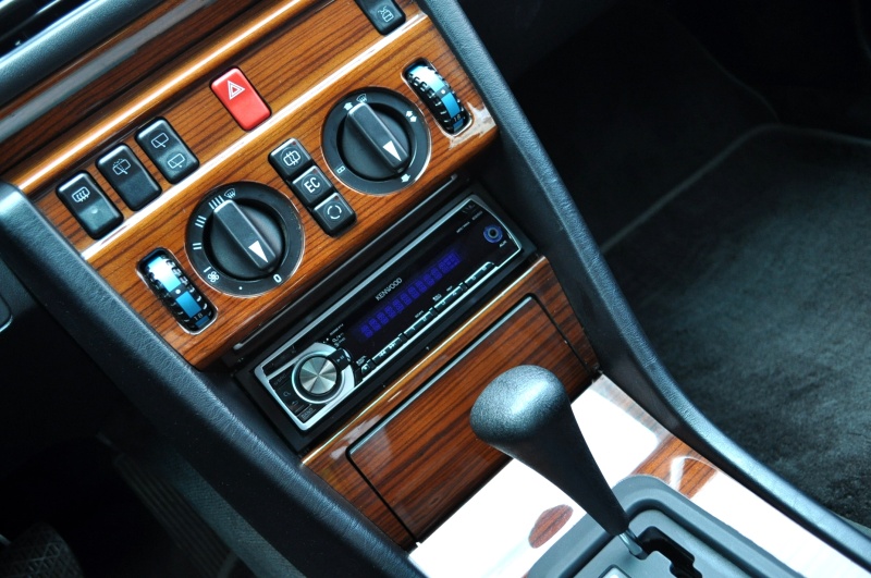 メルセデスベンツ Eクラス(ミディアム) 中古車