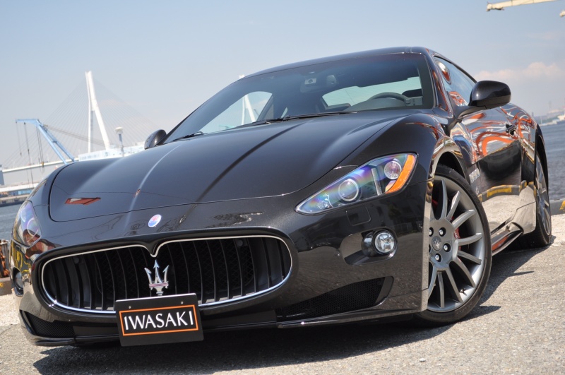 マセラティ グランツーリズモ 中古車