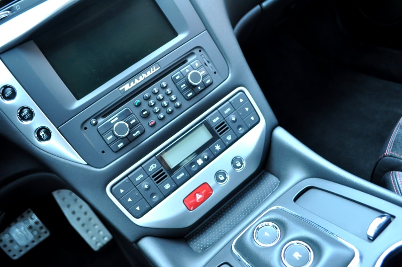 マセラティ グランツーリズモ 中古車