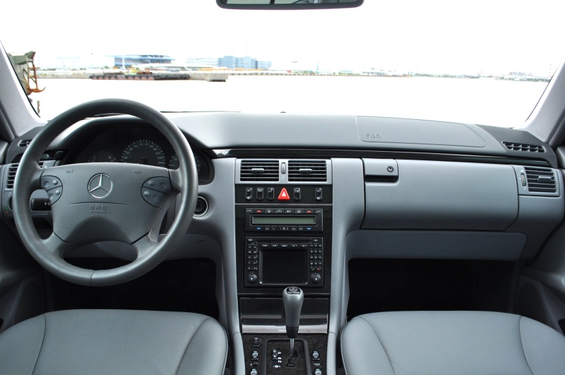 メルセデスベンツ Eクラス 中古車