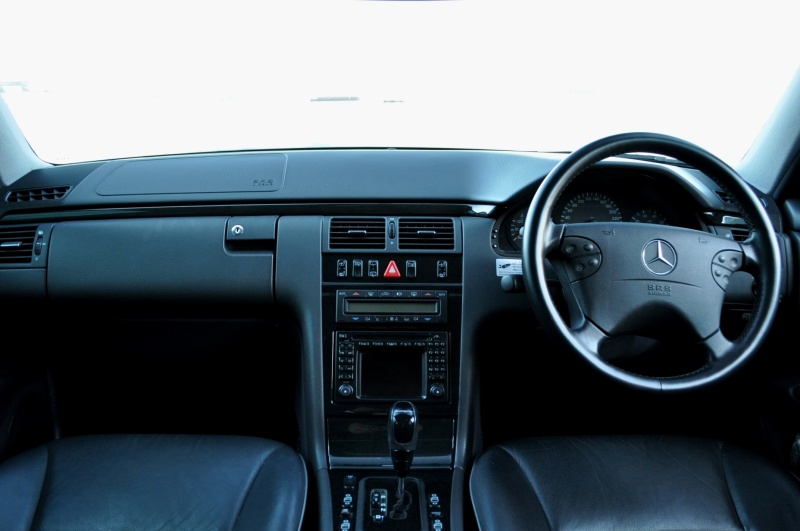 メルセデスベンツ Eクラス 中古車