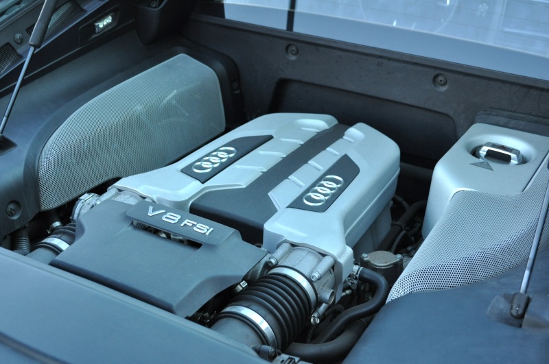 アウディ R8 中古車