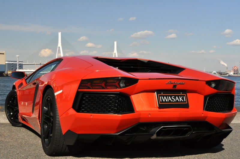 ランボルギーニ アヴェンタドール 新車