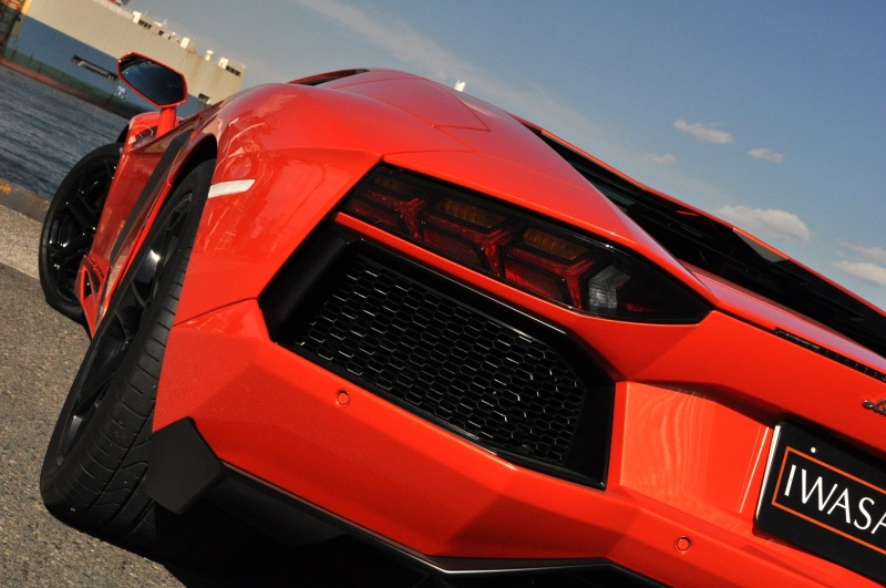 ランボルギーニ アヴェンタドール 新車