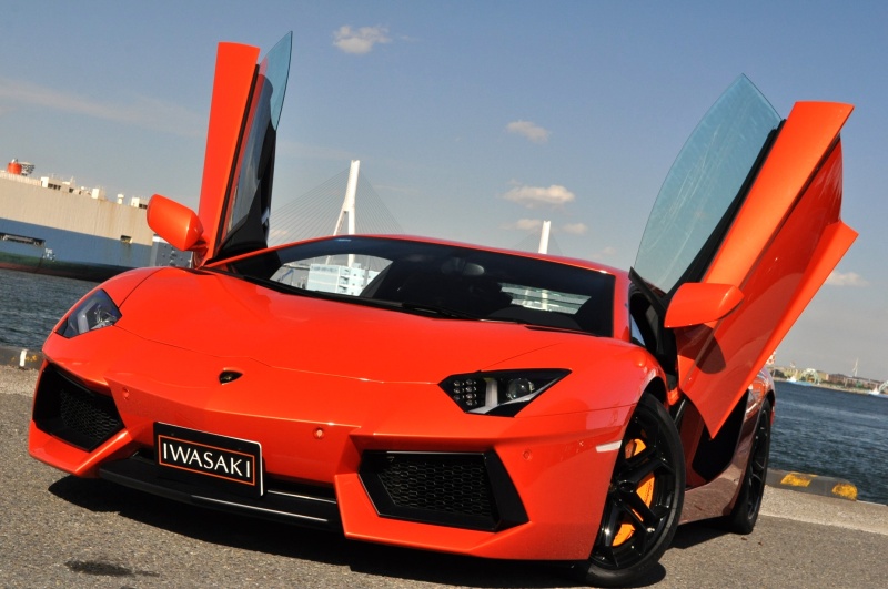 ランボルギーニ アヴェンタドール 新車