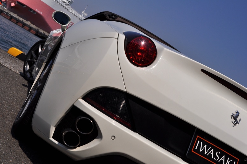 フェラーリ カリフォルニア 中古車