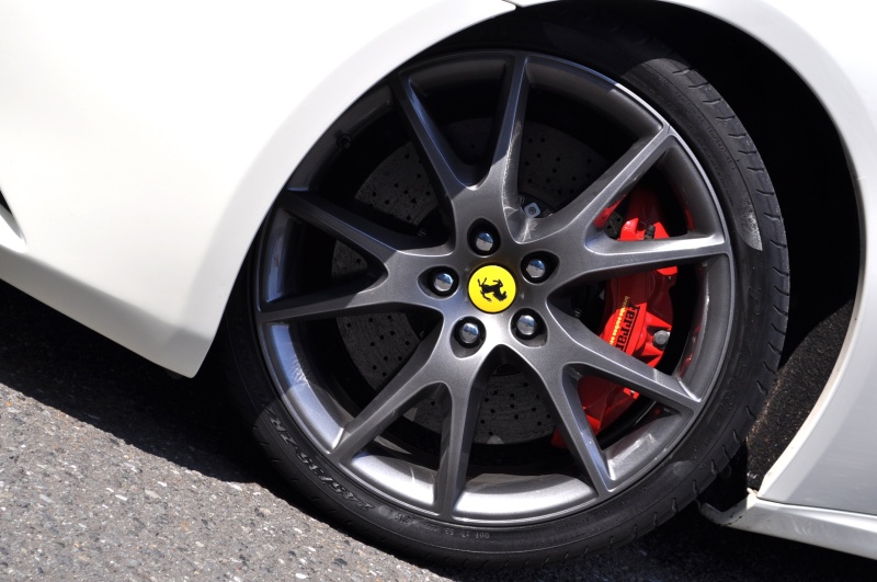 フェラーリ カリフォルニア 中古車