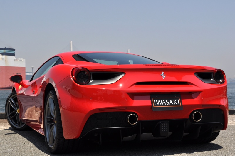 フェラーリ 488GTB 中古車